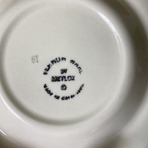 Vintage Vernon Ware by Metlox Olive Green & Blue Cups and Saucers, Set of 4 - Picture 8 of 11